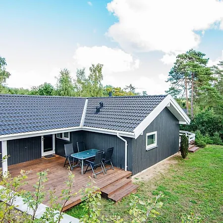 4 Star In Ferienhaus *